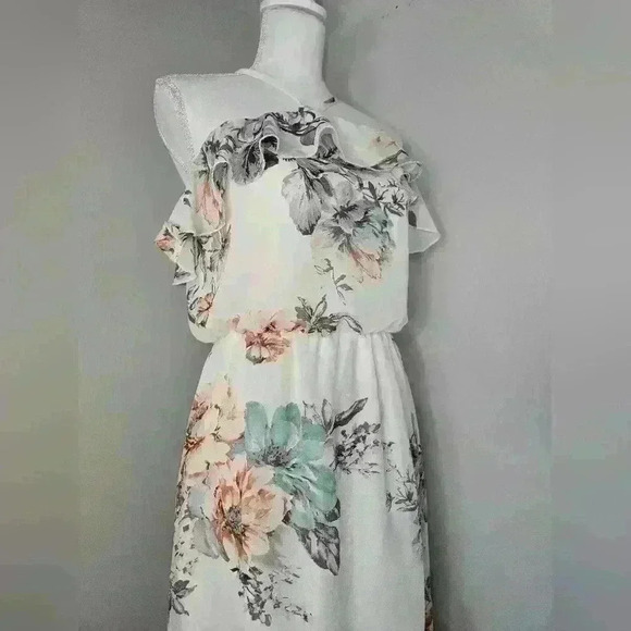 Bailey Blue Floral Print Dress - Picture 3 of 14